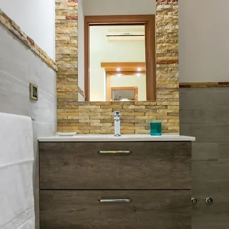 Apartment Domus Patrizia Romana 6 Persone *