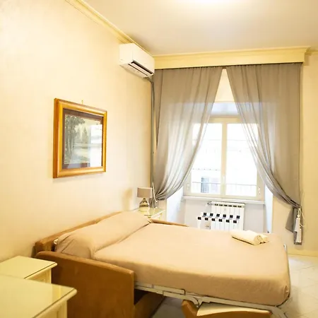 Domus Patrizia Romana 6 Persone Roma