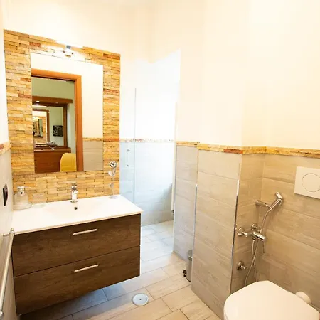 Domus Patrizia Romana 6 Persone Apartamento Roma