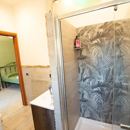 Domus Patrizia Romana 6 Persone Apartamento