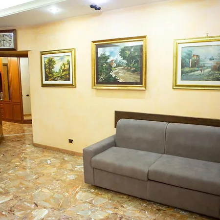 Domus Patrizia Romana 6 Persone Apartamento *